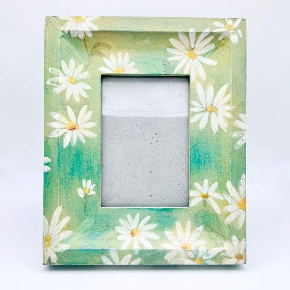 Cottagecore Hand Painted Daisy Photo Frame‎ Shabby Chic Boho Green Shelf Decor